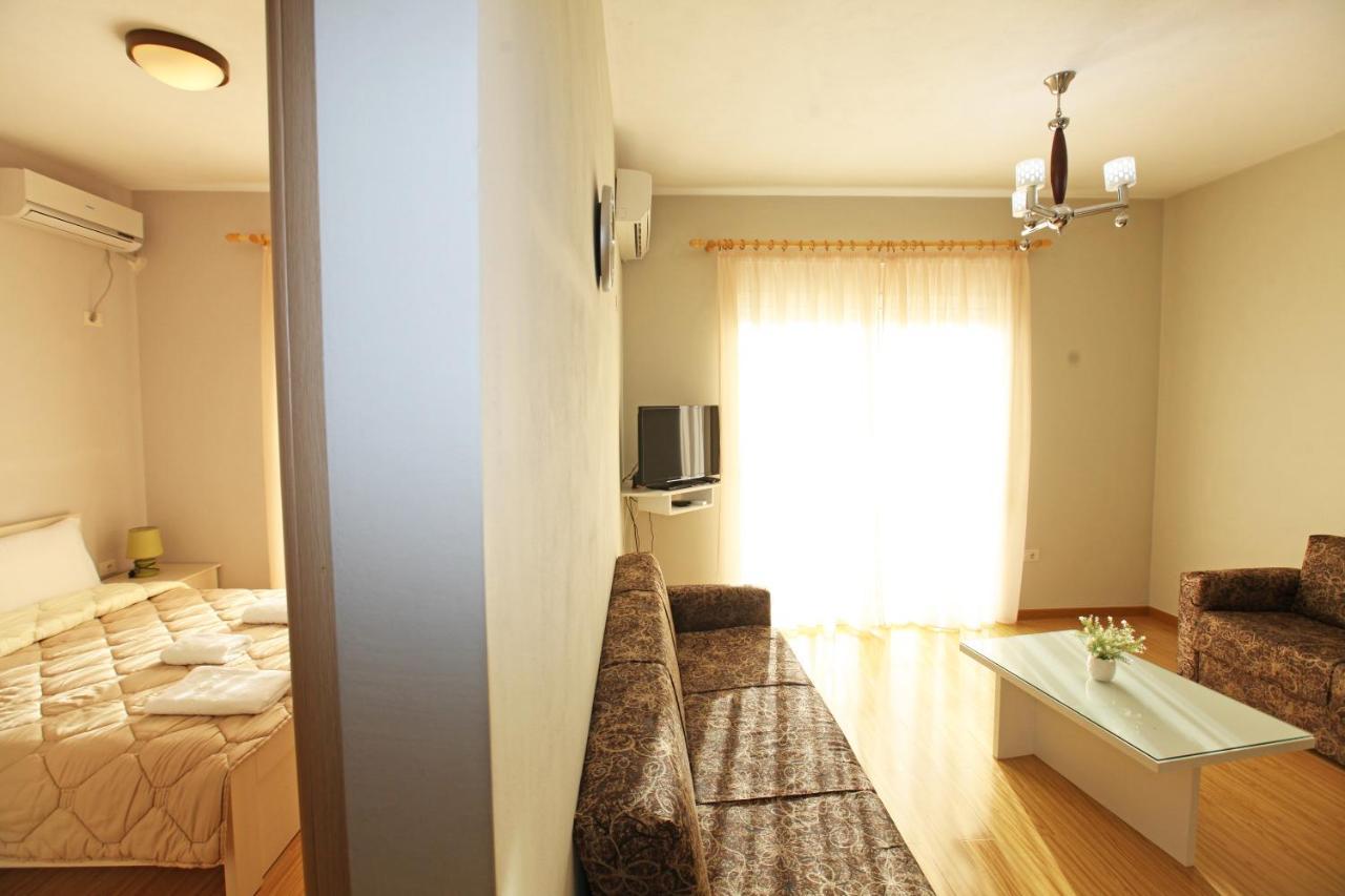 Teo Apartaments Sarandë Exteriér fotografie