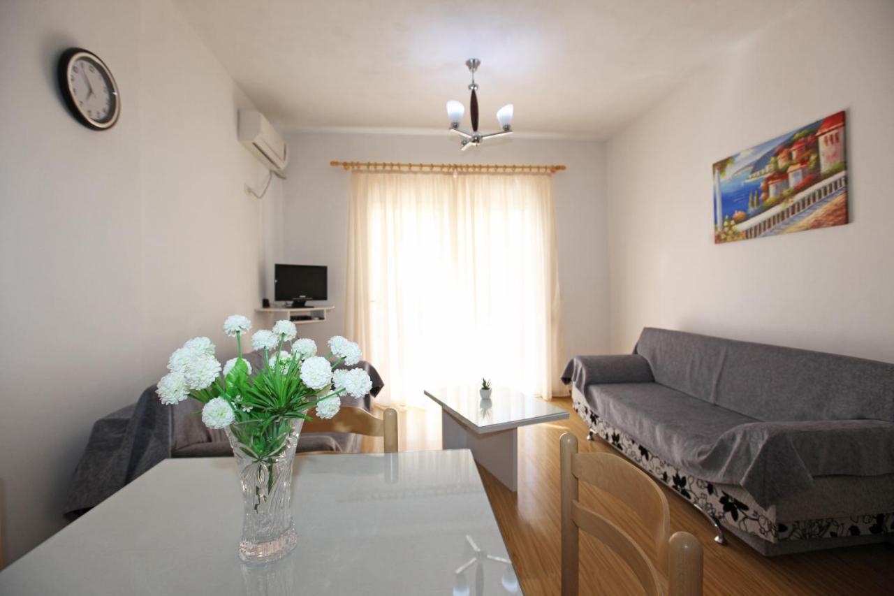 Teo Apartaments Sarandë Exteriér fotografie